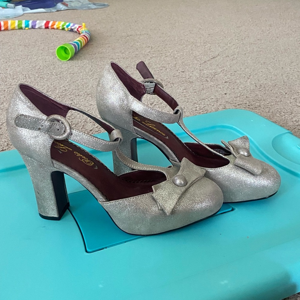 Silver heels size 8.5